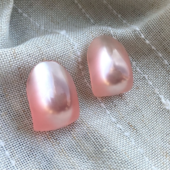 Vintage Jewelry - VTG 925 Pearlescent Acrylic/Lucite Screwback Earrings Sterling